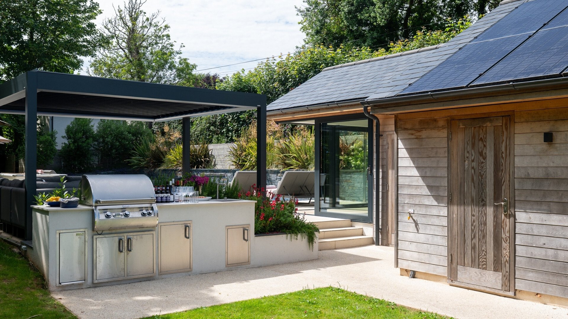 01 Ray Morris - 1920 x 1080